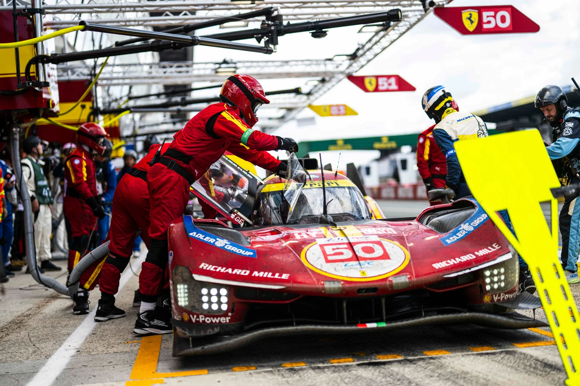 Pourquoi la Ferrari n°50 a abandonné aux 24 Heures du Mans 2026 ?