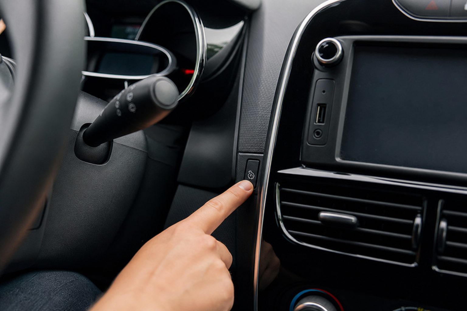 Comment réinitialiser la pression des pneus sur une Clio 4 ?